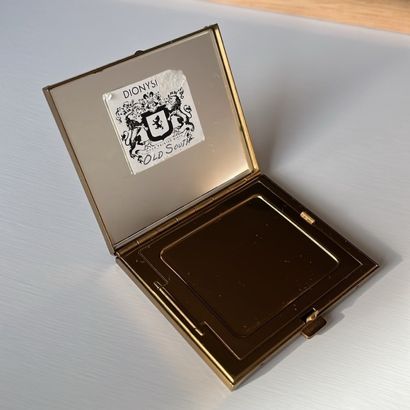 Vintage Dionysius Old South Powder Compact - Picture 6 of 11